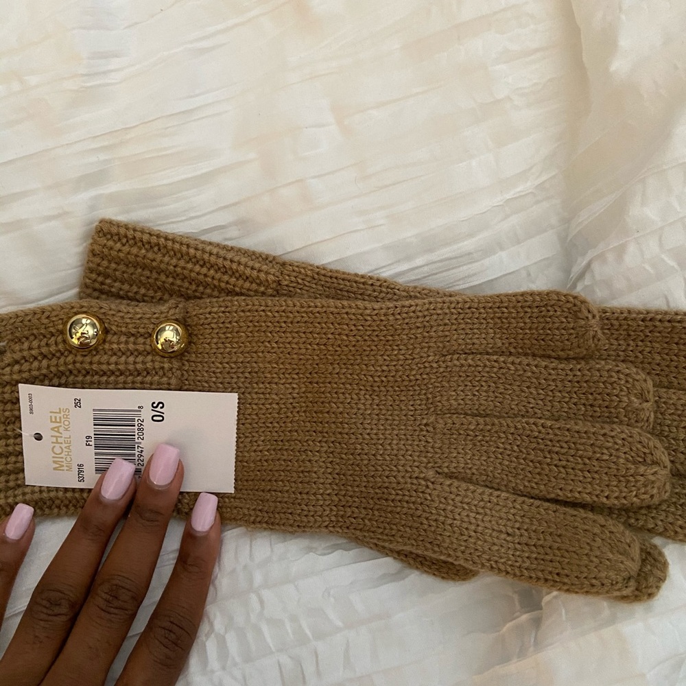 Michael Kors Gloves